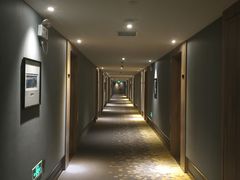 -榆林榆阳西路火车站亚朵酒店