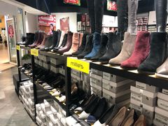 -BeLLE(北京赛特奥莱香江北路店)