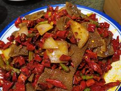 在辣椒堆里找到一颗毛肚-福苗小骆驼烧烤(大唐不夜城店)