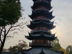 -龙华寺