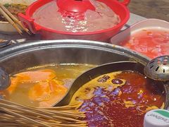 -钢管厂五区小郡肝串串香(蜀都万达店)