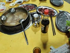 -五洞培记山庄·鲜牛肉火锅
