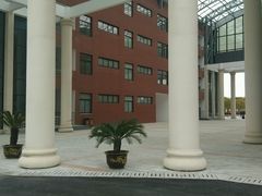 android_upload_pic-中加枫华国际学校