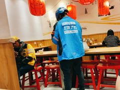 -陇上秦轩西安biangbiang面(EFC欧美金融商业城店)