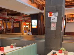 -阿瓦山寨·湘菜现炒·剁椒鱼头王(咸阳总店)