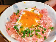 双层金枪鱼腩泥温泉蛋盖饭-沼津港渔市(宏伊国际广场店)