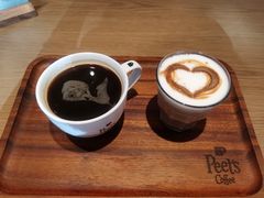 熔岩澳白-Peet's Coffee皮爷咖啡(大学路店)