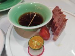 镇江肴肉-江南厨子·品苏杭(华润万象店)