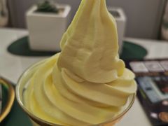 -猫王榴莲世家(三里屯SOHO商场店)