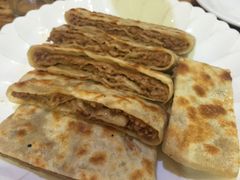 -溢心园香河肉饼总店