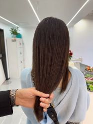 -V7 HAIR SALON