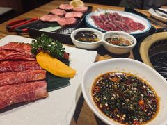 -炼火烤肉店