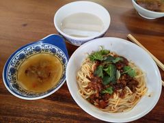 -万县面馆(高笋塘店)