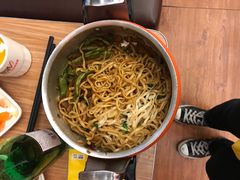 -顺溜·手工刀削面·黑金店(铜锣湾店)
