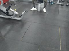 -开阳里游泳健身