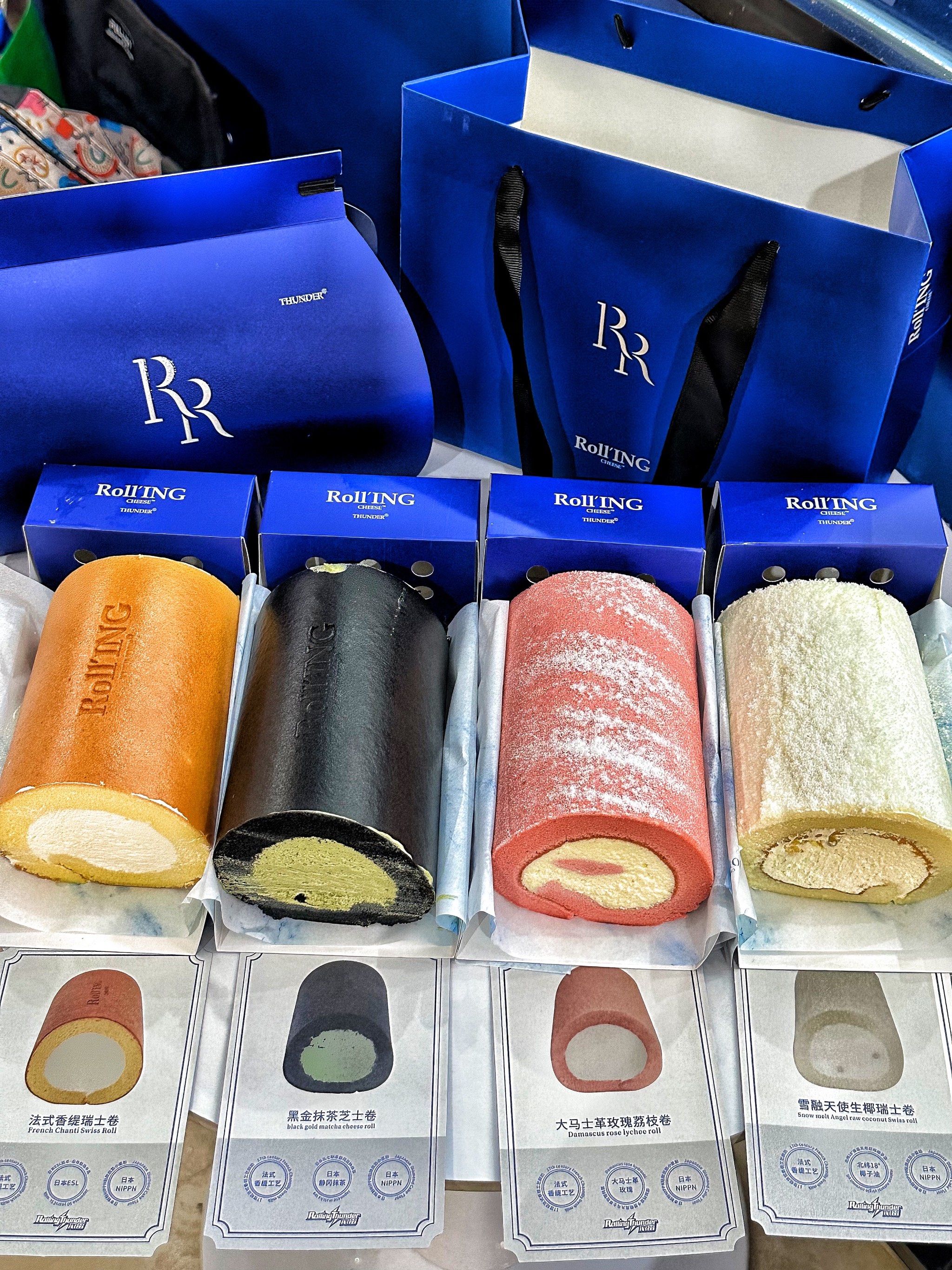 n
蓝色为主题的,包装也是简约为主
好好看哦
