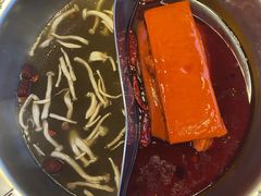 -憨铁匠老火锅(龙岗万科里店)