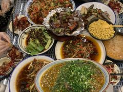 -去吃小龙虾·江湖菜·烧烤(南滨路店)