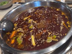 -肖肖酸萝卜鱼火锅(总店)