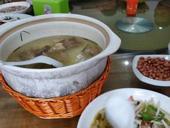 土鸡汤-四季园农家乐