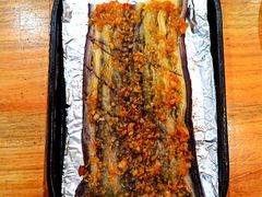 茄子-老东镇啤酒屋海鲜加工·蒸汽海鲜·海鲜烧烤(台东店)