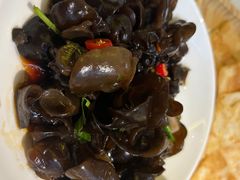 -小鱼小牛·鱼牛干锅·脆鱼火锅(世欧广场店)