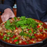 梧桐树下一个人也要吃饱饭！