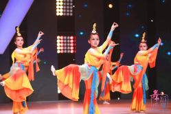 -尚美霓裳晚礼服·合唱服·舞蹈演出服租赁定制