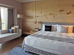 -上海佘山世茂艾美酒店