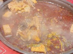 -三顾烤庐·烤鱼·烧烤·龙虾(奉贤店)