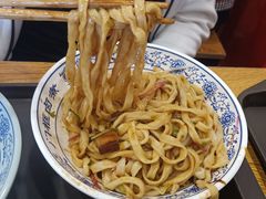老北京炸酱面-门框胡同百年卤煮(新街口店)