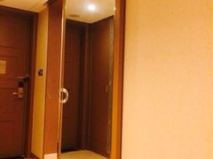 iphone_upload_pic-圣雷克大酒店