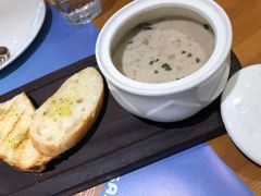 奶油蘑菇汤-HELLO MUSAE 拾光缪斯餐厅·纯正希腊风味(苏州中心店)