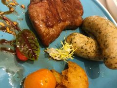 特级牛板腱拼德式香肠-杯子红牛排(创意产业园店)