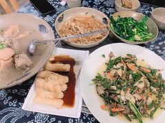 小炒黄牛肉-味老大土碗菜(中山三路店)