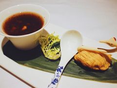 天鹅酥-Yan Ting 宴庭中餐厅(上海静安瑞吉酒店)