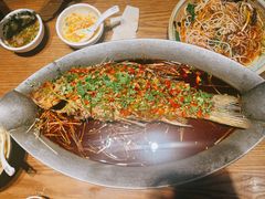 香茅草捆鱼-金孔雀德宏傣味餐馆(魏公村店)