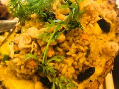 -Chom Cafe and Restaurant