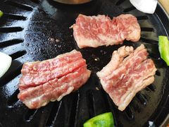 -炼火烤肉店