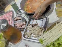 -王奋斗贵州酸汤牛肉火锅
