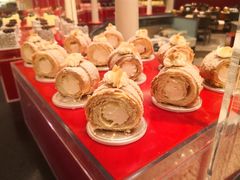 -咖啡苑自助餐厅·中国大饭店