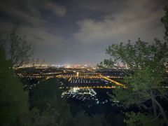 -鬼笑石后山停车场
