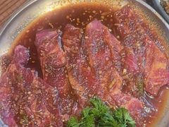 -明洞阿姨·韩式酱蟹烤肉·创意料理(三元桥店)