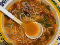 酸汤鲜切牛肉粉-粉小主·贵州酸汤牛肉粉(南京仙林金鹰店)