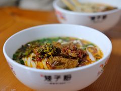 -矮子粉店1985·长沙米粉(湘春路店)