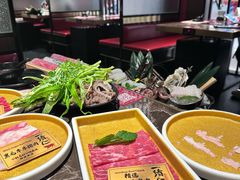 -一绪に和牛寿喜烧(罗湖益田假日店)