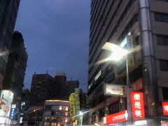 -六合夜市
