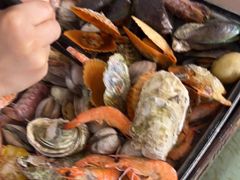 特色一锅鲜-鹏城人家海鲜酒家·23年老字号(较场尾店)
