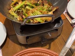 -黄泥岗·地道湖北菜(奥特莱斯店)