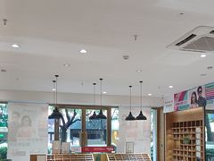 -宝丽眼镜(湖墅店)